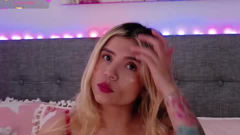 Antonella Lee online show from 9, 1, 2026