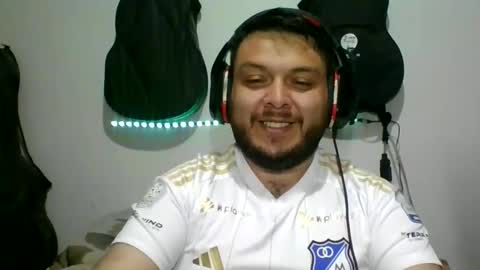 lion kennedy independent model moderator online show from 8, 11, 2025