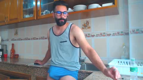Snapshot of annuler_9 chatting on 19, 9, 2025 adrenalinE online show from 19, 9, 2025
