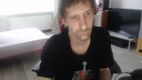 LoyalDog online show from 3, 4, 2026