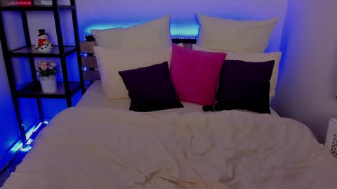 Anna online show from 17, 12, 2024