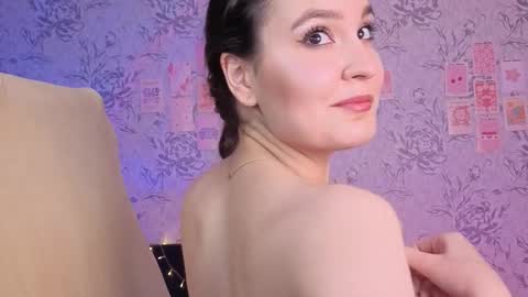 Annie online show from 31, 10, 2025