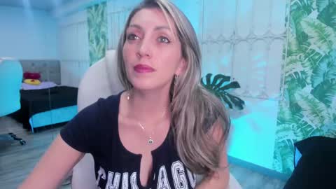 Anny online show from 19, 9, 2025