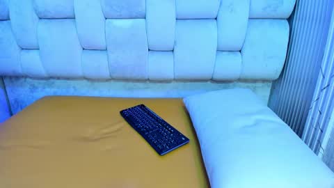 annyeli_bigtits online show from 20, 2, 2025