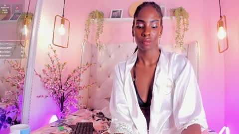 Anny  online show from 24, 1, 2025