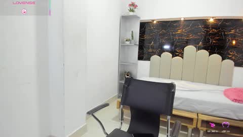 Anny online show from 25, 10, 2025