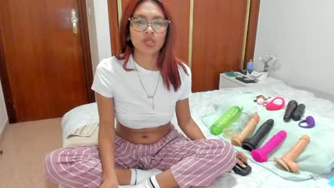 anthonela_hotsex online show from 16, 4, 2026
