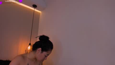 Snapshot of anthonellasweet_ chatting on 14, 10, 2025 Anthonella Sweet online show from 14, 10, 2025