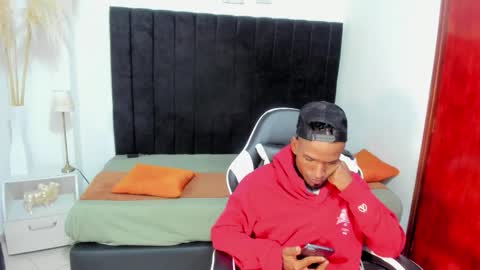 Snapshot of anthoy_wayans chatting on 9, 11, 2025 online show from 9, 11, 2025