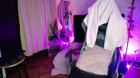 antia_x online show from 5, 11, 2025