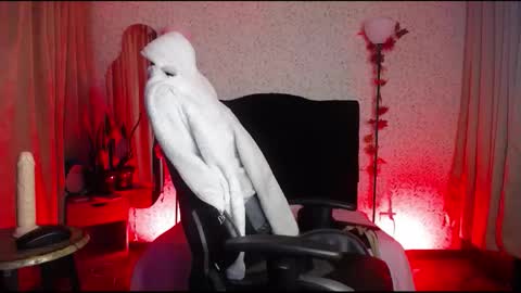 antia_x online show from 4, 12, 2025