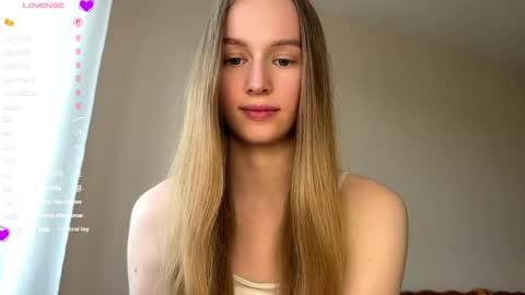 Snapshot of antionettepulgarin chatting on 16, 5, 2026 Viktoria online show from 16, 5, 2026