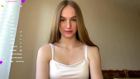 Snapshot of antionettepulgarin chatting on 21, 5, 2026 Viktoria online show from 21, 5, 2026