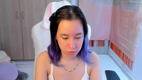 Snapshot of anto_sweet18 chatting on 5, 6, 2026 My birthday is on december 2nd surprise me with a gift from my amazonlist online show from 5, 6, 2026