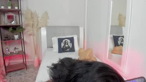 Snapshot of antonelabella chatting on 1, 10, 2025 Antonela online show from 1, 10, 2025