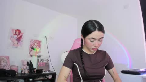 Antonella online show from 24, 11, 2025