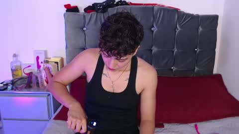Snapshot of antonella_cruz02 chatting on 21, 5, 2026 anto ford02 online show from 21, 5, 2026