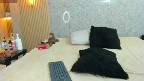 Snapshot of antonella_west chatting on 26, 5, 2026 Anto online show from 26, 5, 2026