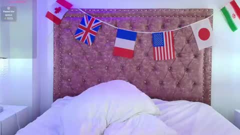 Snapshot of antonella_wiild chatting on 2, 7, 2026 Antonella online show from 2, 7, 2026