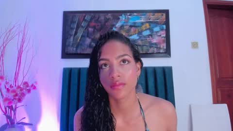 AntonellaHall  online show from 18, 2, 2025
