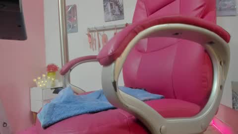 Snapshot of antonellakling_ chatting on 28, 1, 2025 ANTONELLA online show from 28, 1, 2025