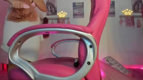 Snapshot of antonellakling_ chatting on 7, 2, 2025 ANTONELLA online show from 7, 2, 2025