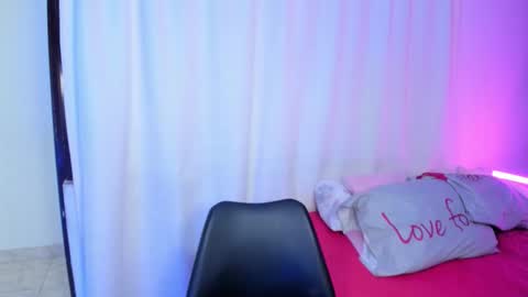 Snapshot of antonellaparker chatting on 8, 3, 2026 Sarah online show from 8, 3, 2026