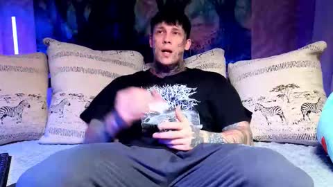 Tom online show from 18, 12, 2025