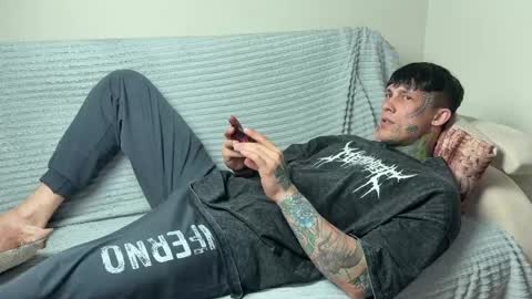 Snapshot of anubisgod88 chatting on 25, 4, 2026 Tom online show from 25, 4, 2026