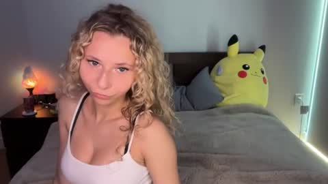 Snapshot of anyaa777 chatting on 1, 7, 2026 Anya online show from 1, 7, 2026