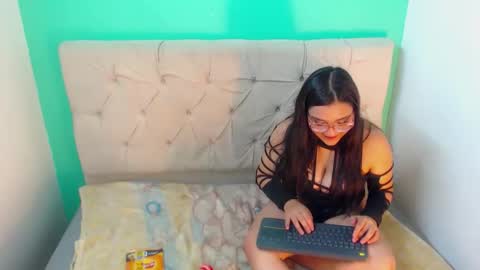 Snapshot of anyeladonemar chatting on 12, 5, 2026 anyeladonemar online show from 12, 5, 2026