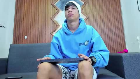 anyelo_sexyhot online show from 16, 1, 2025