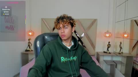 anyelotwink online show from 20, 5, 2026