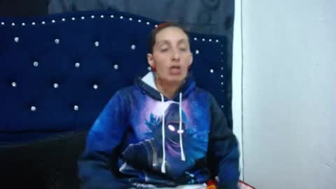 Snapshot of anyu_1306 chatting on 2, 12, 2024 anyu online show from 2, 12, 2024