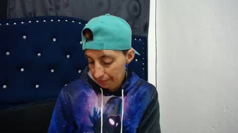 Snapshot of anyu_1306 chatting on 13, 12, 2024 anyu online show from 13, 12, 2024