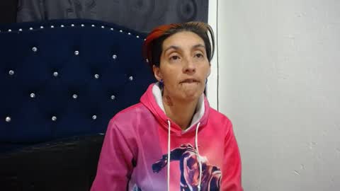 Snapshot of anyu_1306 chatting on 4, 1, 2025 anyu online show from 4, 1, 2025