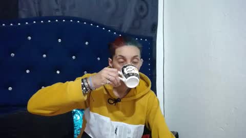 Snapshot of anyu_1306 chatting on 17, 2, 2025 anyu online show from 17, 2, 2025