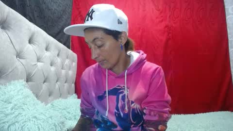 Snapshot of anyu_1306 chatting on 9, 10, 2025 anyu online show from 9, 10, 2025