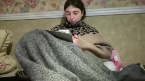 aphr0dite22 online show from 14, 4, 2026