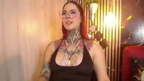Snapshot of aphrodite__bloom chatting on 14, 7, 2026 aphrodite__bloom online show from 14, 7, 2026