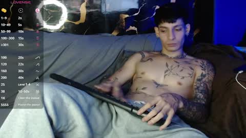 Snapshot of apolo01_ chatting on 16, 4, 2026 Apolo online show from 16, 4, 2026