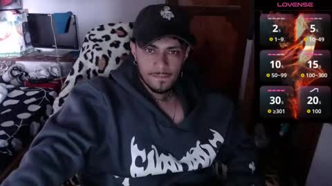 Snapshot of apolo_s chatting on 22, 4, 2026 Andres online show from 22, 4, 2026
