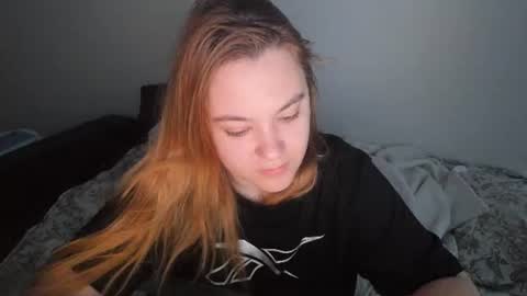 appleyummybuns online show from 1, 7, 2026