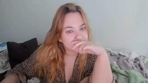 appleyummybuns online show from 4, 7, 2026