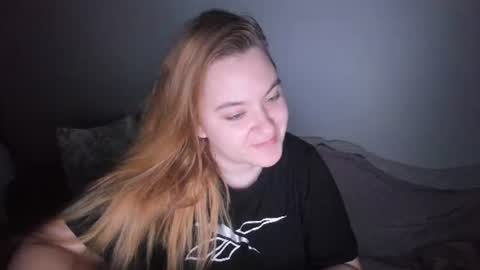 appleyummybuns online show from 12, 7, 2026