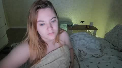 appleyummybuns online show from 16, 7, 2026