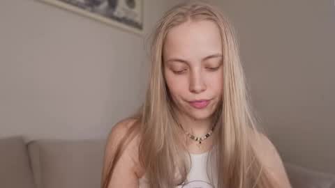  REYNA  my friend   online show from 31, 5, 2026