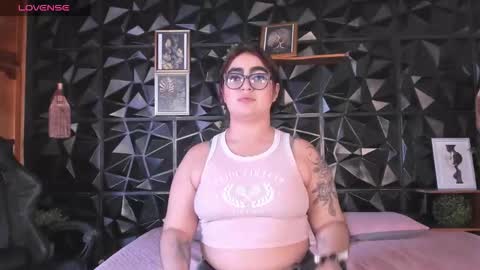 apprilfoxx online show from 15, 2, 2026
