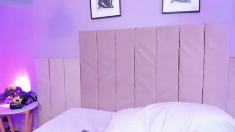 April online show from 28, 2, 2025