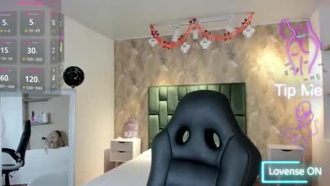  April  online show from 23, 10, 2025